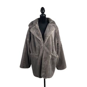 Blank NYC Faux Fur Gray Oversized Statement Jacket Cozy Soft Mob Wife Glam Warm